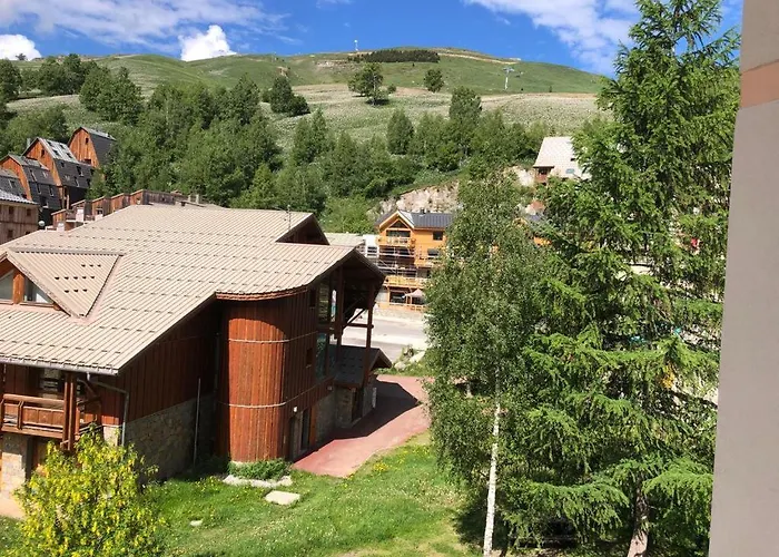 Le Sappey-pied Des Pistes-parking Gratuit *