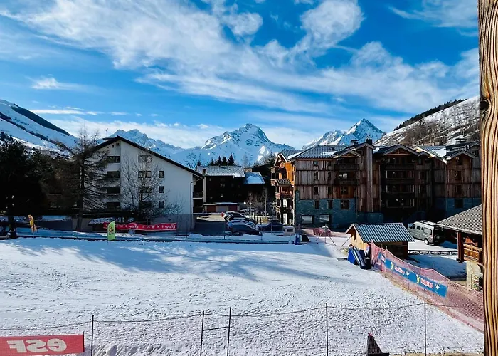 Le Sappey-pied Des Pistes-parking Gratuit Les Deux Alpes
